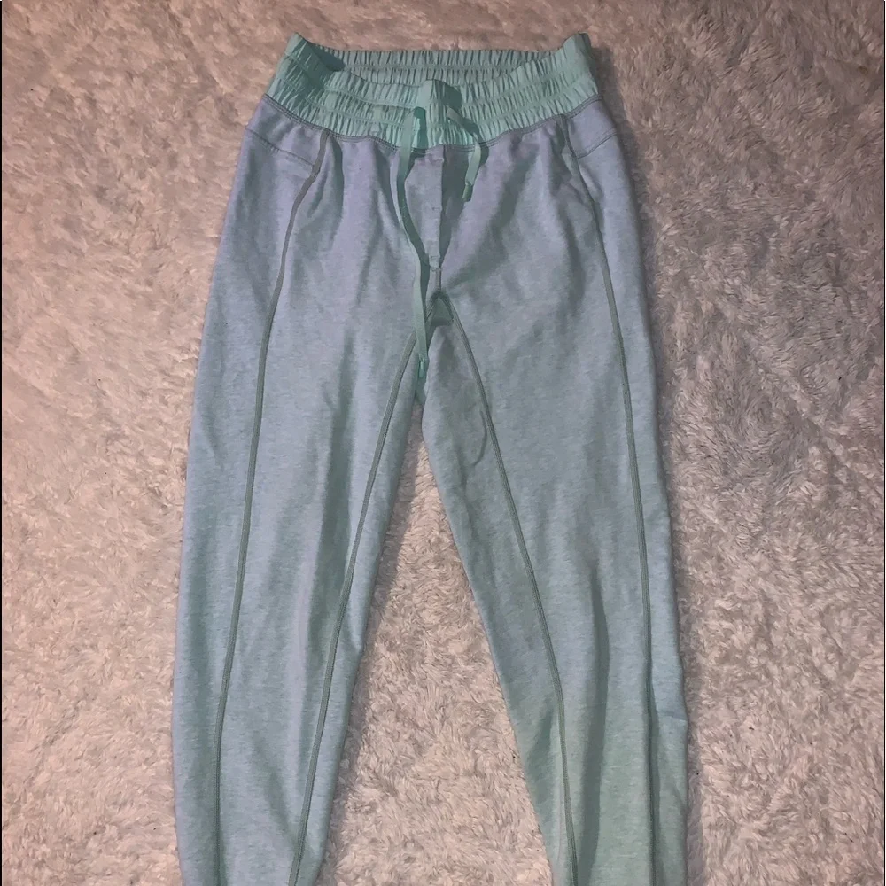 Lululemon Mint Joggers - Picture 1 of 7